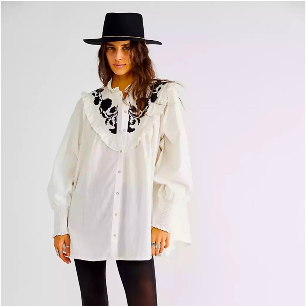 Rose Vines Embroidered Top in Ivory Combo
Free People
Color:Ivory Combo